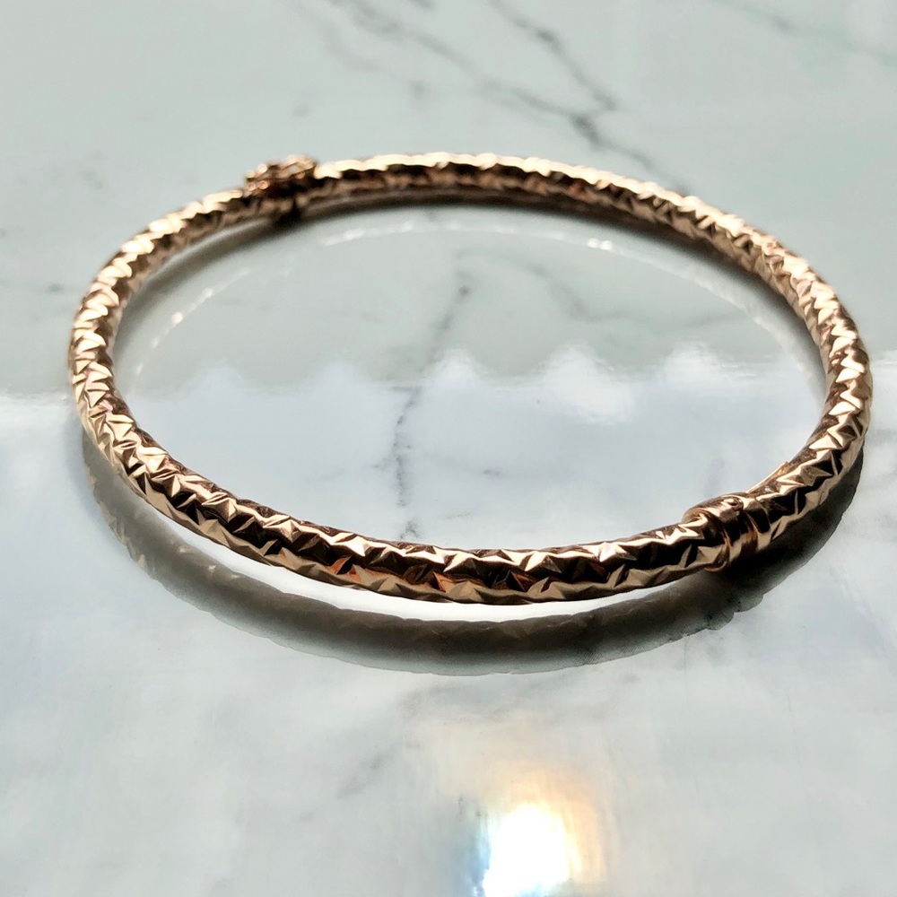 ❌ SOLD 14k Rose Gold Bangle Bracelet